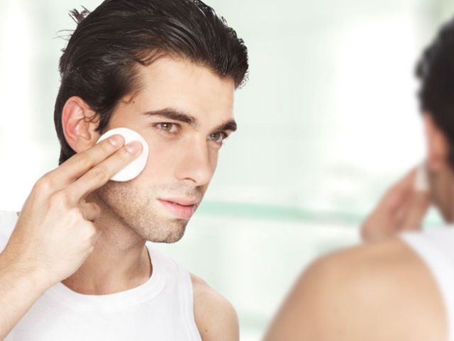 The Modern Man’s Guidebook To Healthy & Handsome Skin